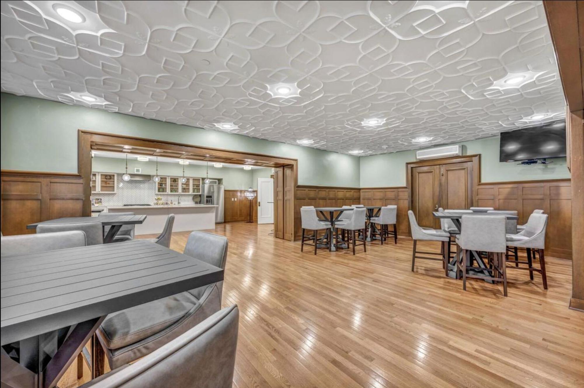 Heart Of Dt With Free Pool & Steam Plus Gym Luxe 812 Cleveland Exteriör bild