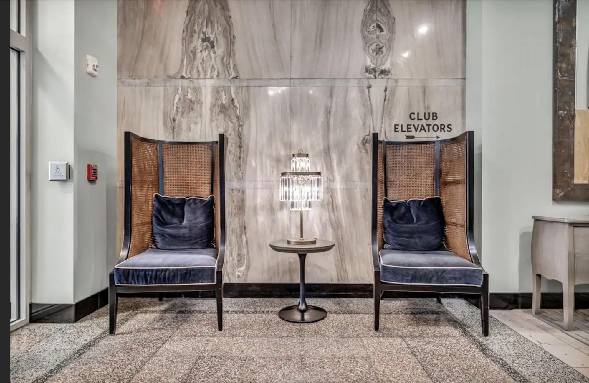 Heart Of Dt With Free Pool & Steam Plus Gym Luxe 812 Cleveland Exteriör bild