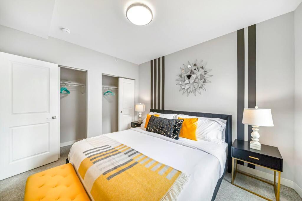 Heart Of Dt With Free Pool & Steam Plus Gym Luxe 812 Cleveland Exteriör bild