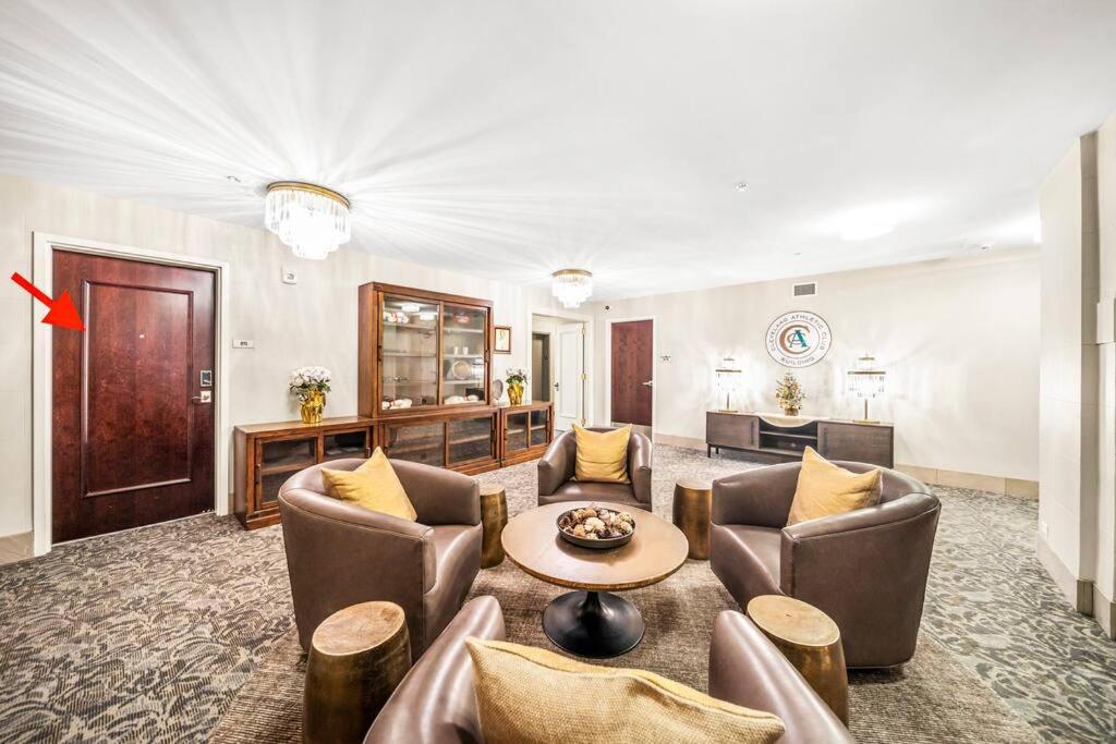 Heart Of Dt With Free Pool & Steam Plus Gym Luxe 812 Cleveland Exteriör bild