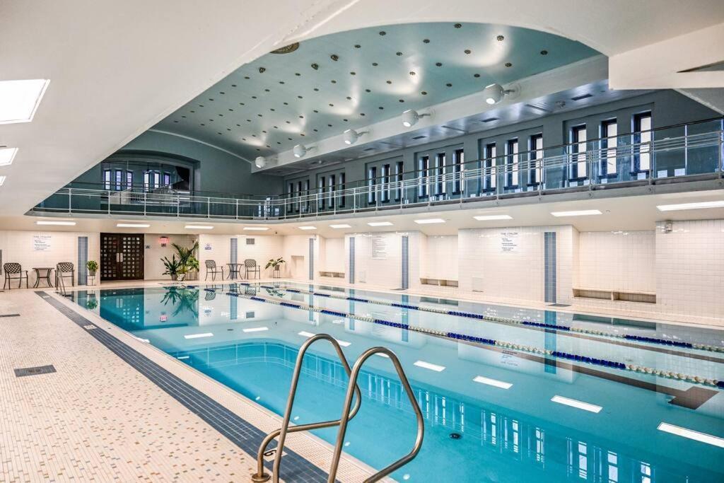 Heart Of Dt With Free Pool & Steam Plus Gym Luxe 812 Cleveland Exteriör bild